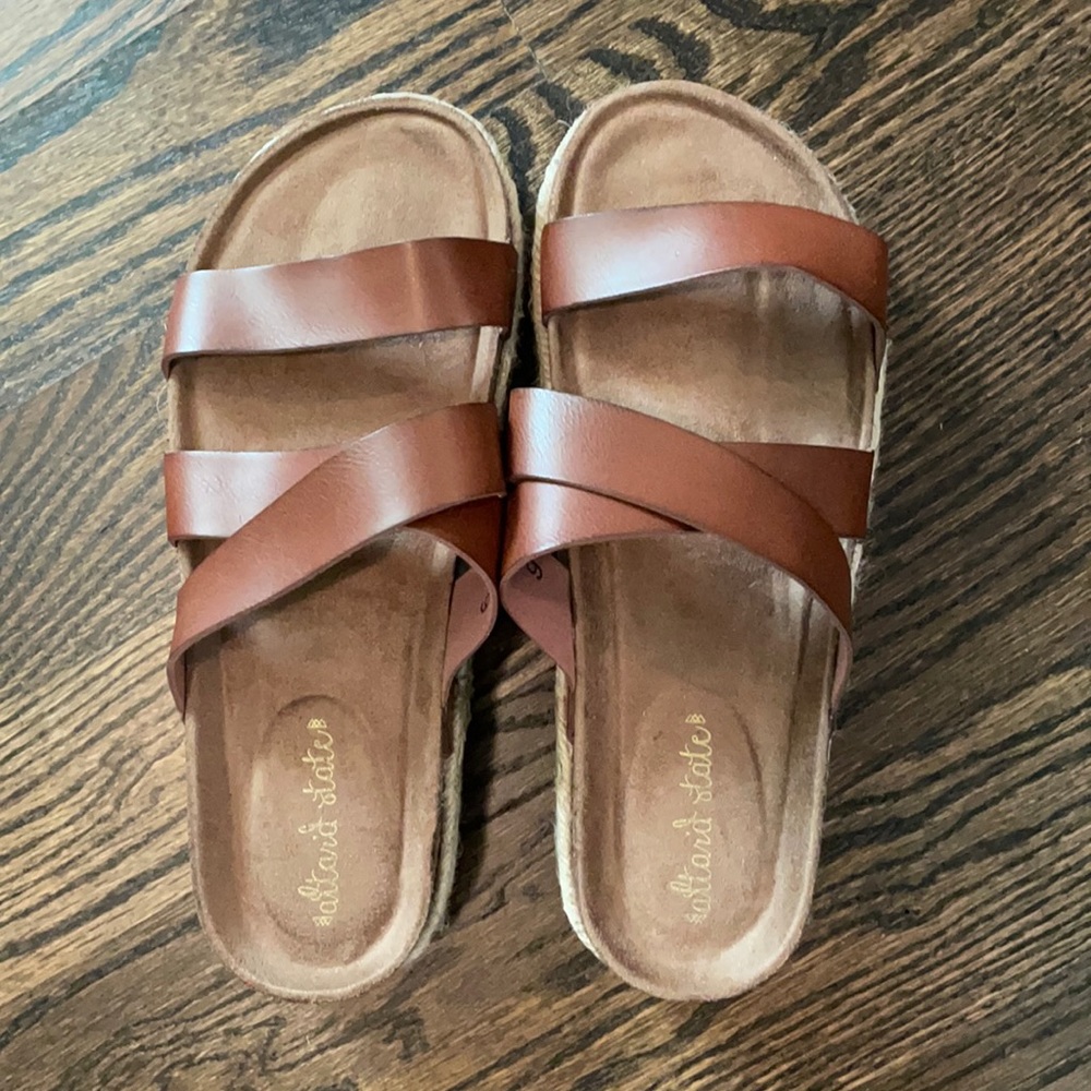 Altar’d State sandals! Size 9! Brand new never worn!
